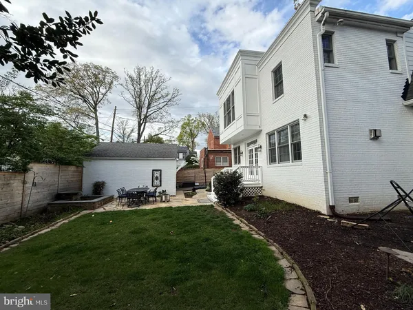 $1,599,000 | 2316 South Arlington Ridge Road, Arlington, VA 22202