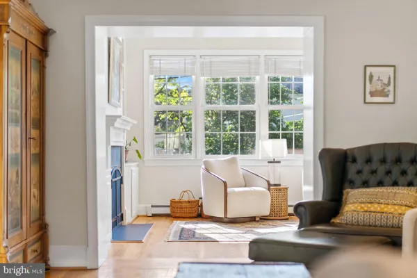 $1,599,000 | 2316 South Arlington Ridge Road, Arlington, VA 22202