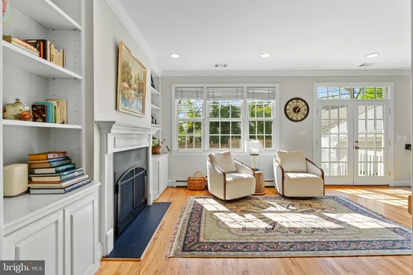 $1,599,000 | 2316 South Arlington Ridge Road, Arlington, VA 22202
