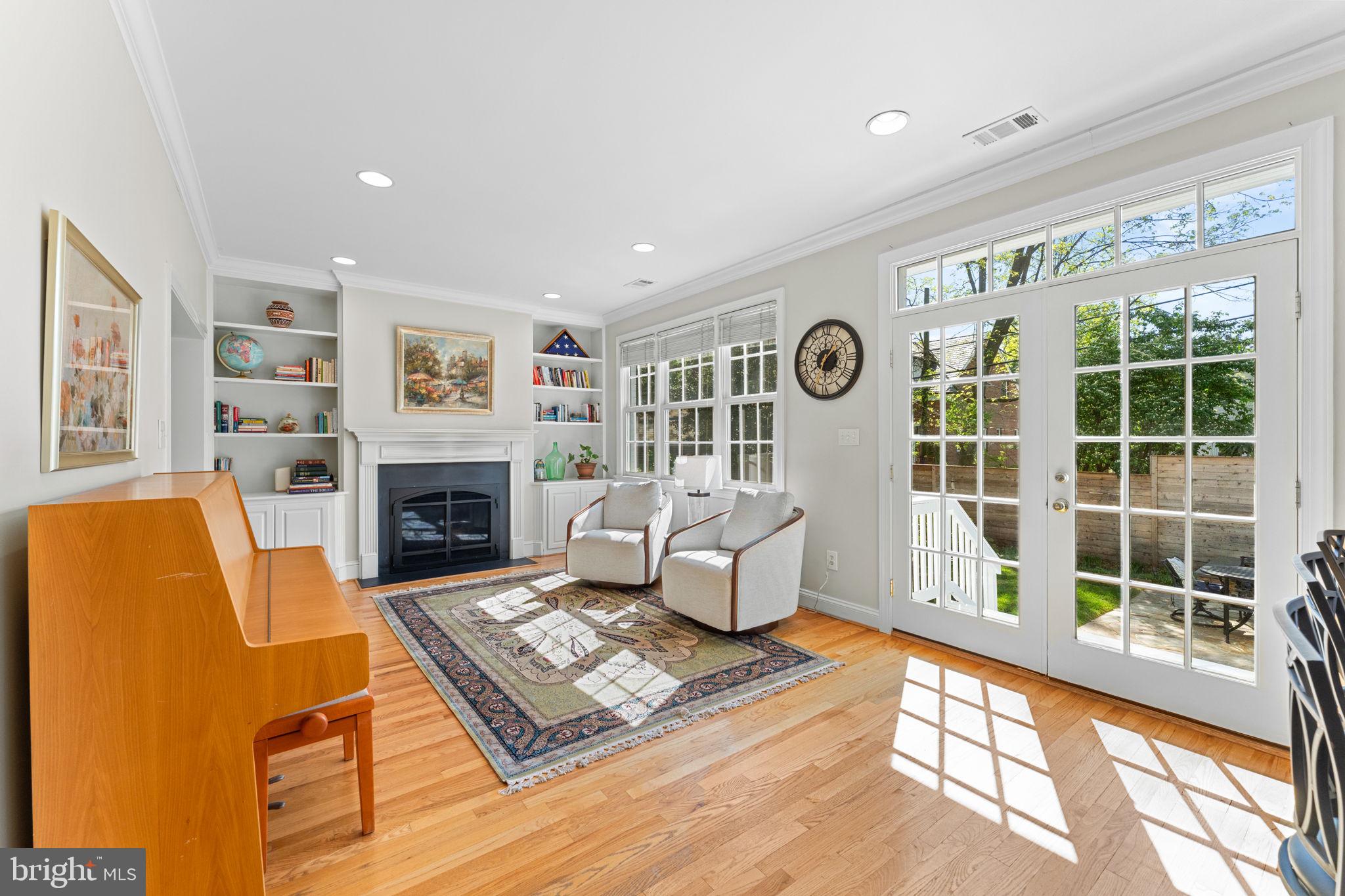 2316 South Arlington Ridge Road Arlington, VA 22202 - Photo 24 of 76