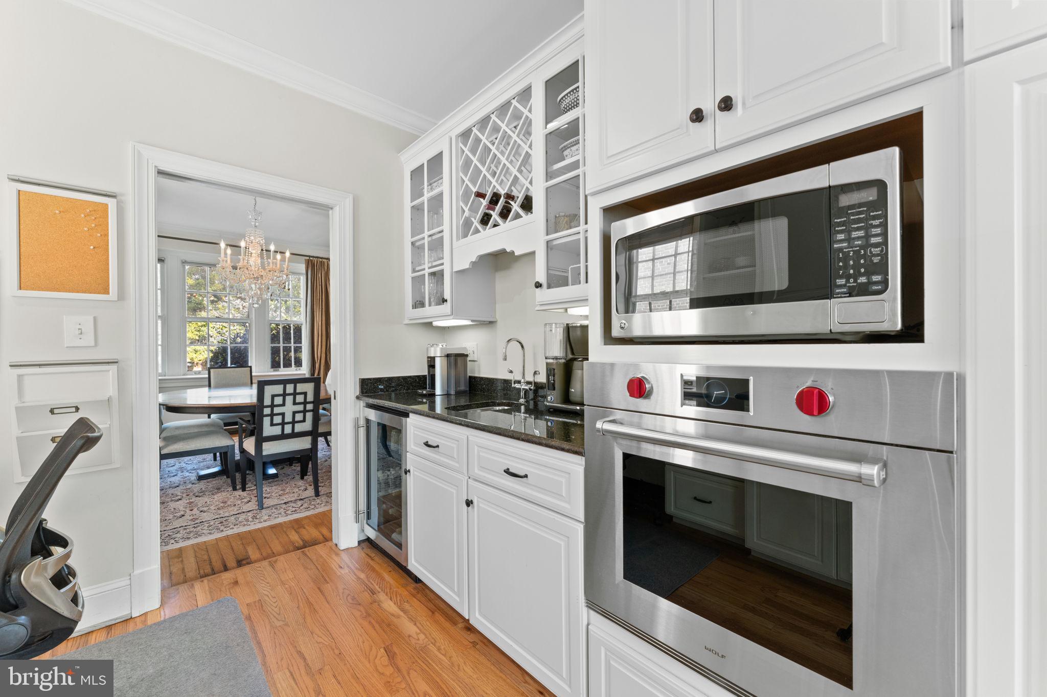 2316 South Arlington Ridge Road Arlington, VA 22202 - Photo 32 of 76