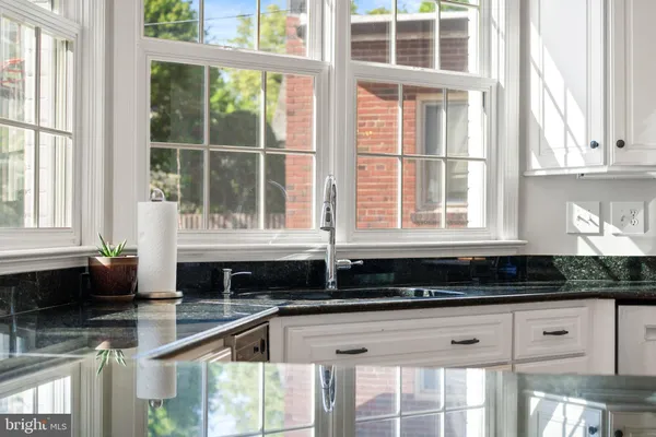$1,599,000 | 2316 South Arlington Ridge Road, Arlington, VA 22202