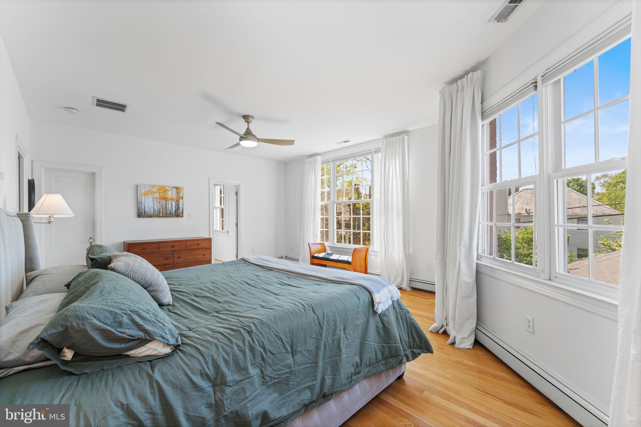 2316 South Arlington Ridge Road Arlington, VA 22202 - Photo 38 of 76