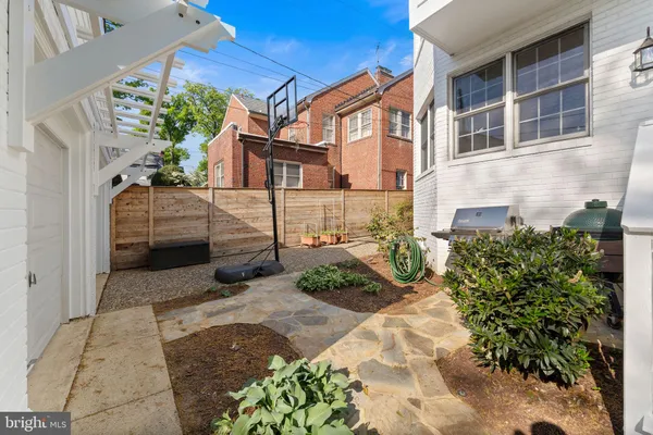 $1,599,000 | 2316 South Arlington Ridge Road, Arlington, VA 22202