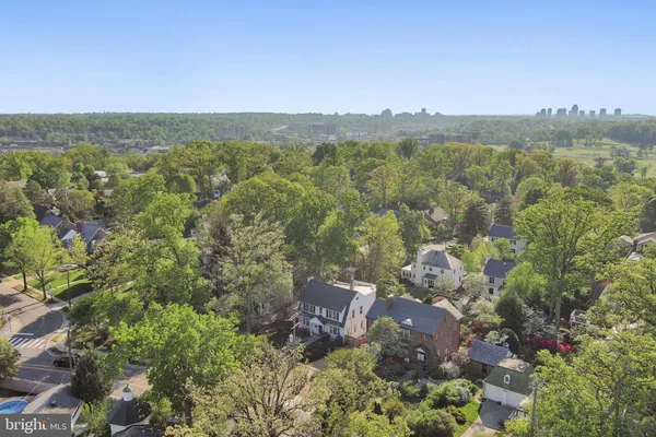 $1,599,000 | 2316 South Arlington Ridge Road, Arlington, VA 22202