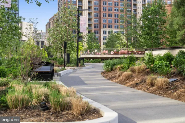 $1,599,000 | 2316 South Arlington Ridge Road, Arlington, VA 22202