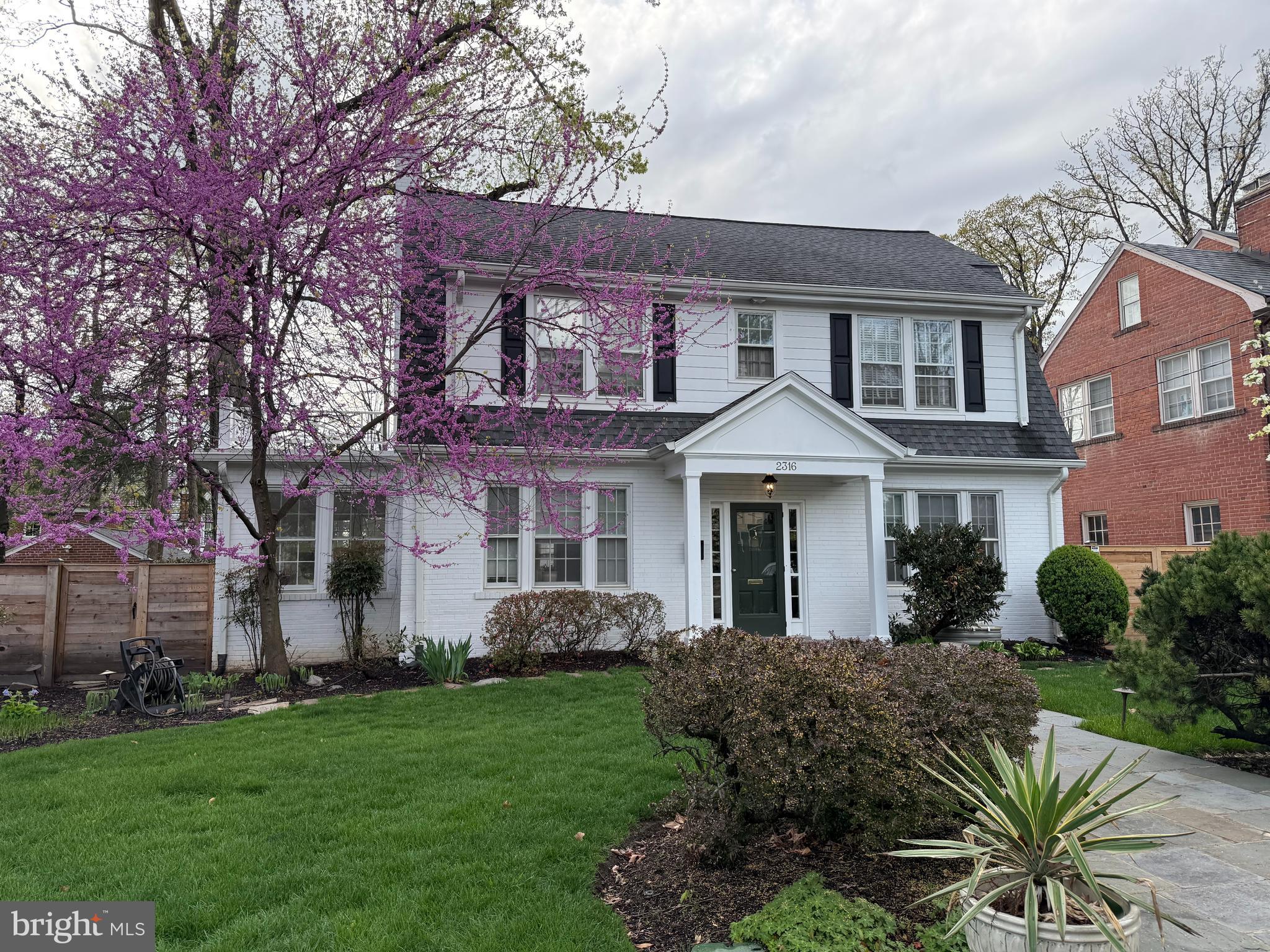 2316 South Arlington Ridge Road Arlington, VA 22202 - Photo 9 of 76