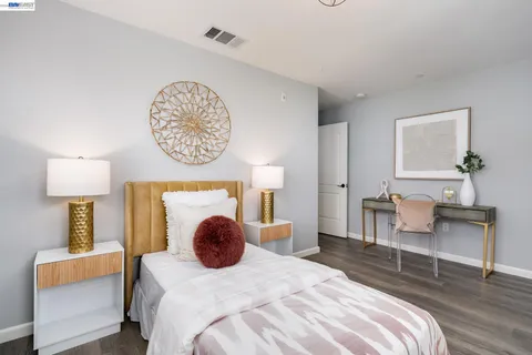 $825,000 | 164 Heligan Lane, Unit 8, Livermore, CA 94551