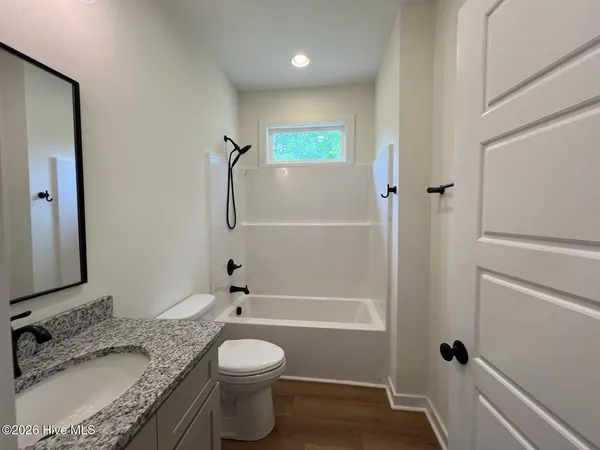 $2,000 | 405 James Street, Vass, NC 28394