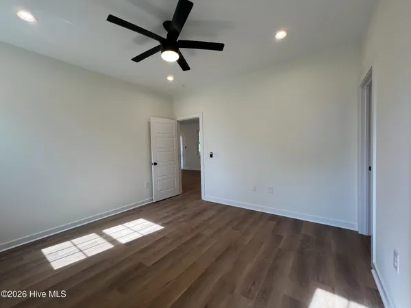 $2,000 | 405 James Street, Vass, NC 28394