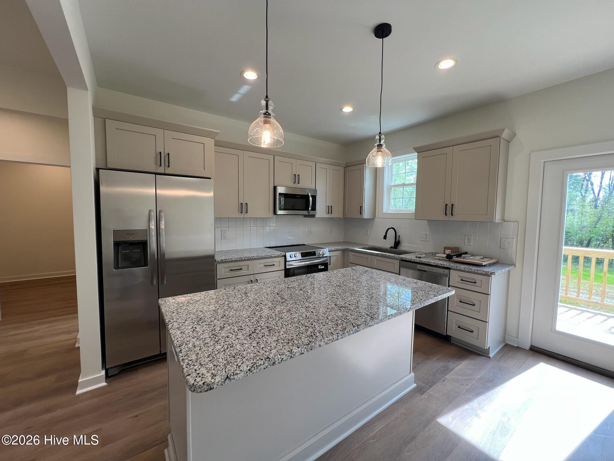 405 James Street Vass, NC 28394 - Photo 5 of 31 IMG_4161