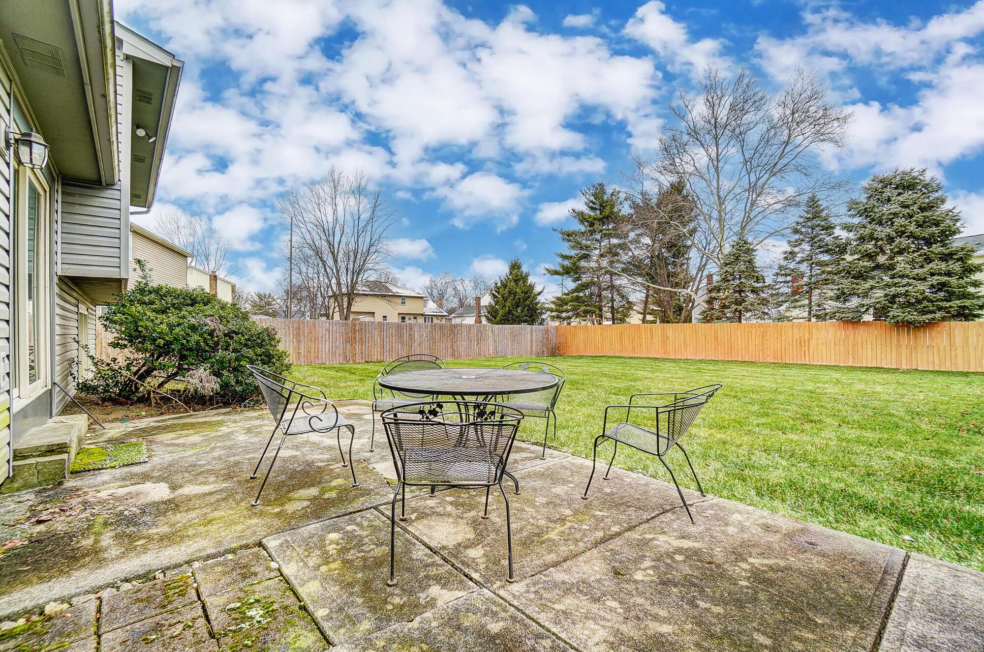 91 Lawrence Road Westerville, OH 43081 - Photo 47 of 50 057