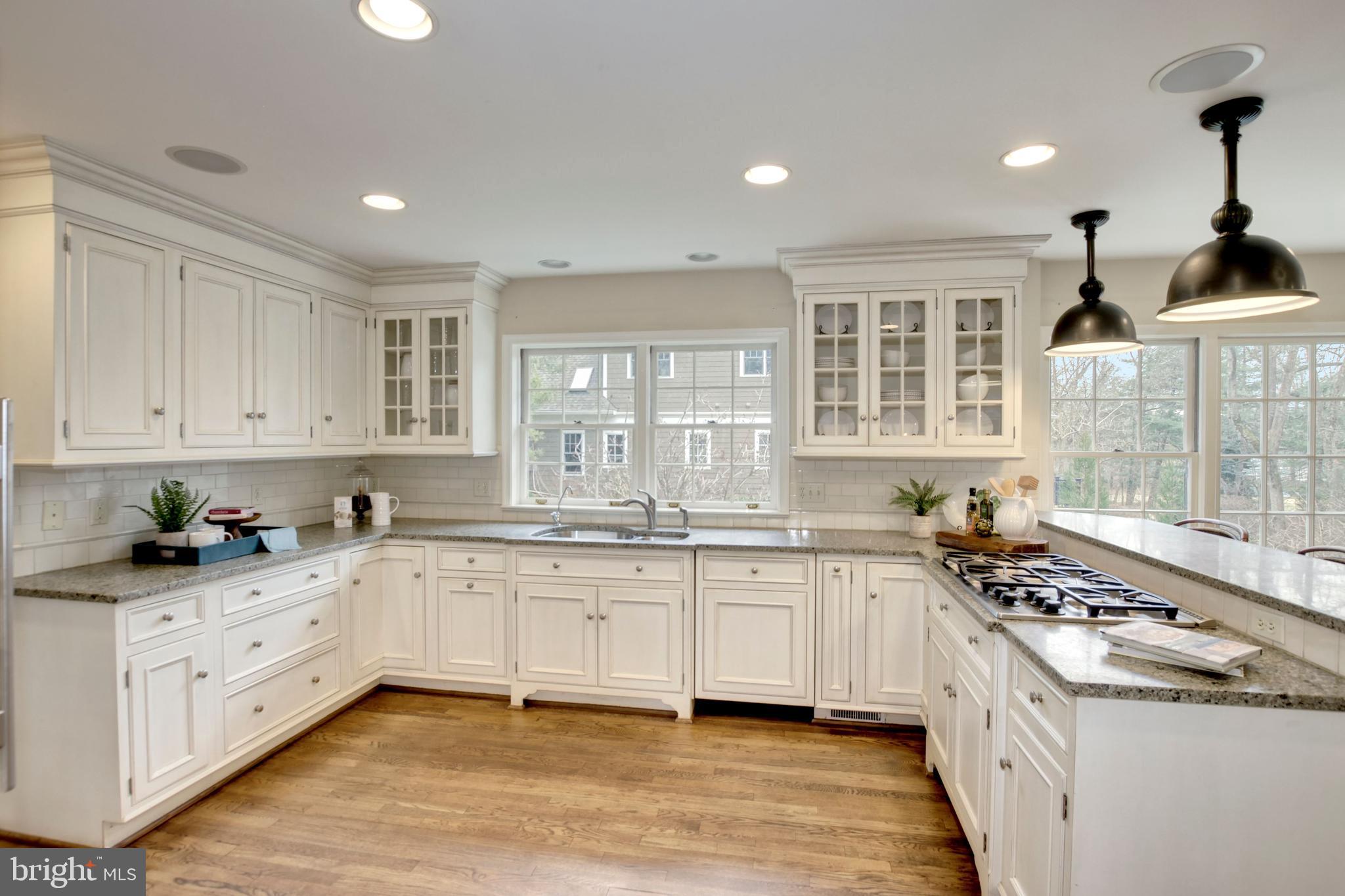 8315 Burdette Road Bethesda, MD 20817 - Photo 4 of 48 Fabulous chef's kitchen
