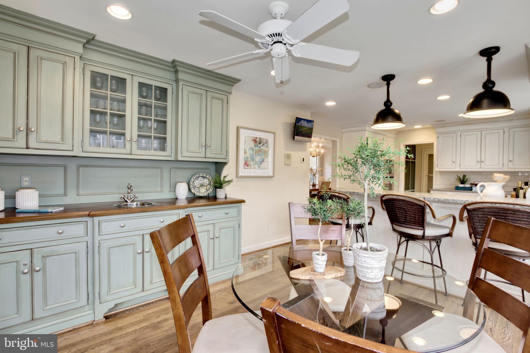 8315 Burdette Road Bethesda, MD 20817 - Photo 8 of 48 Breakfast area with built-ins