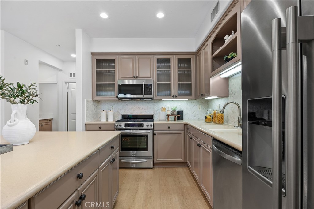 38 Pathway Irvine, CA 92618 - Photo 11 of 39
