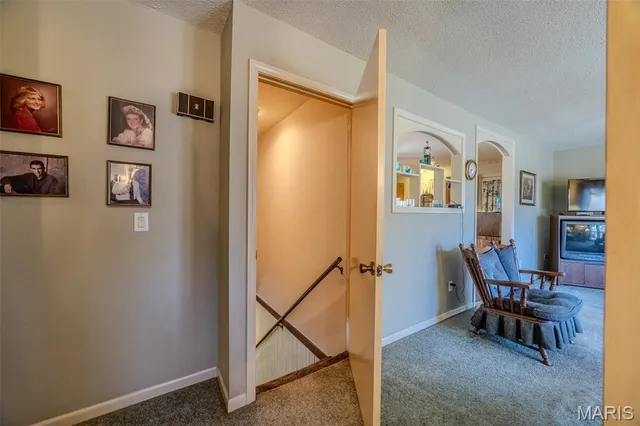 $330,000 | 2893 State Road, Linn Creek, MO 65052