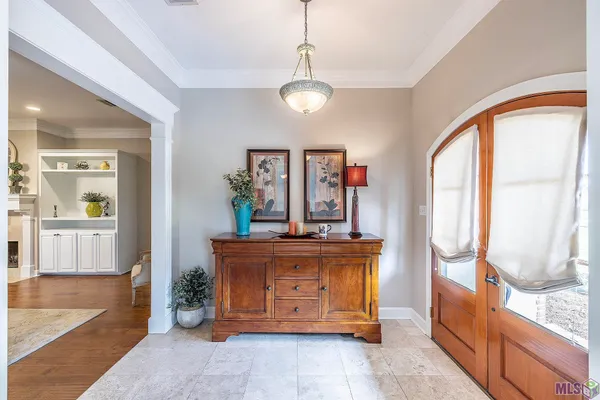 $429,000 | 214 Lake Decade Court, Houma, LA 70360