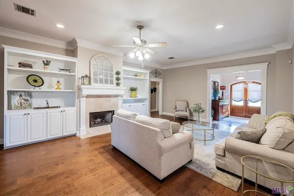 $429,000 | 214 Lake Decade Court, Houma, LA 70360