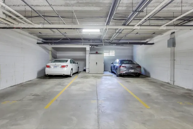 $399,000 | 425 Village Green South, Unit 213, Lincolnshire, IL 60069