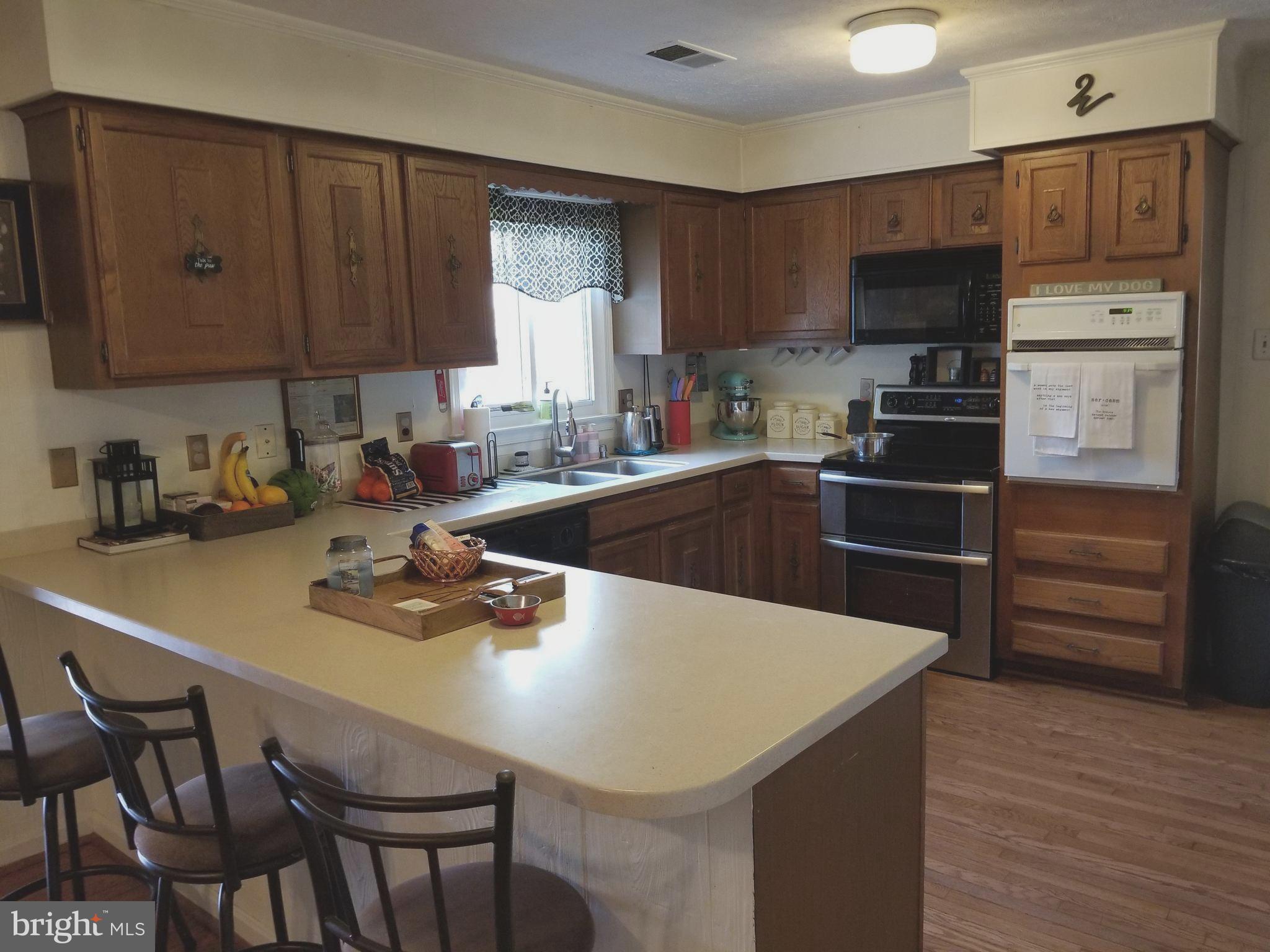 8194 Greenwich Road Catlett, VA 20119 - Photo 10 of 19 Updated to counters, appliances & laundry