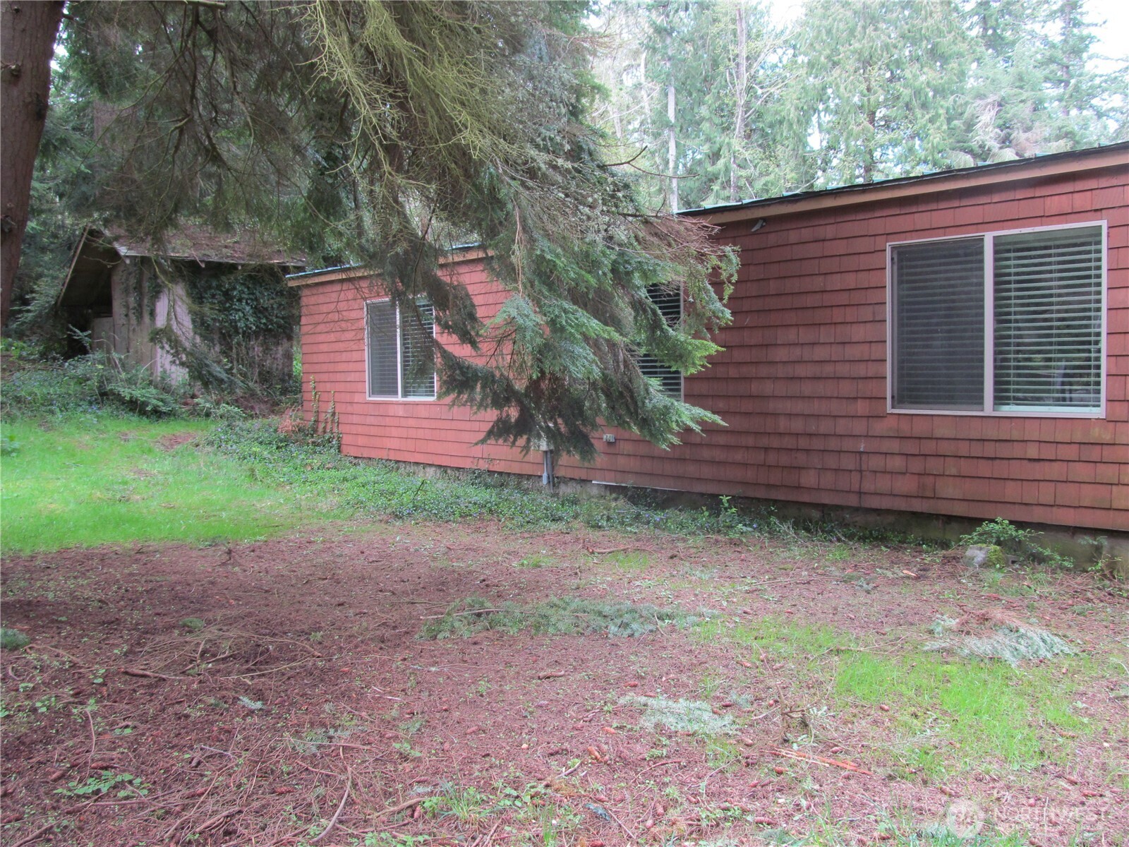 7992 Maple Point Drive Clinton, WA 98236 - Photo 2 of 25 Gallery Image 2