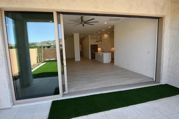 $3,595 | 820 East Ashurst Drive, Phoenix, AZ 85048