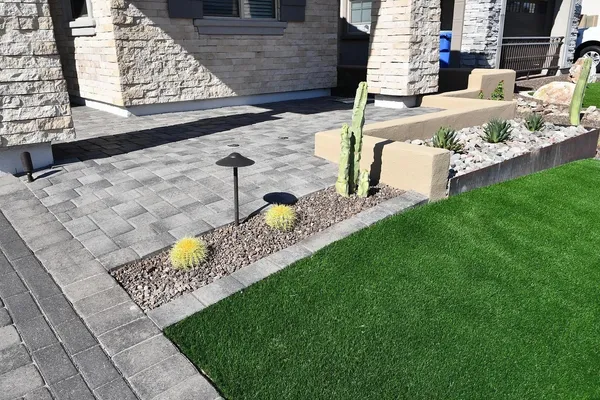 $3,595 | 820 East Ashurst Drive, Phoenix, AZ 85048