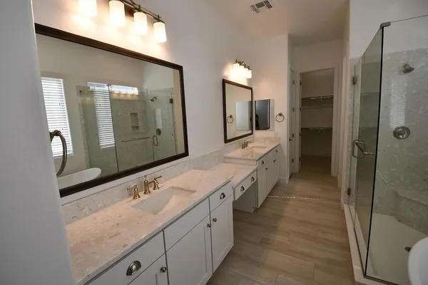 $3,595 | 820 East Ashurst Drive, Phoenix, AZ 85048