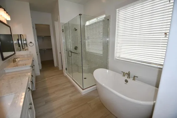 $3,595 | 820 East Ashurst Drive, Phoenix, AZ 85048