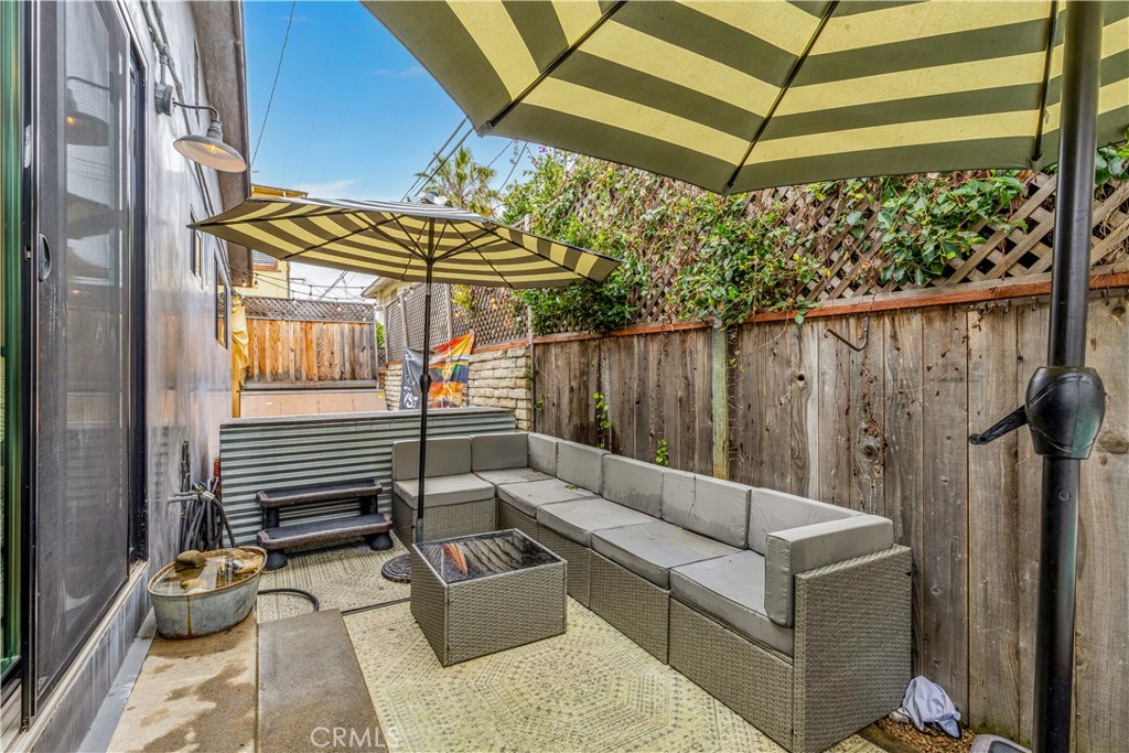 126 Avenida San Dimas San Clemente, CA 92672 - Photo 29 of 34 a backyard of a house with seating space