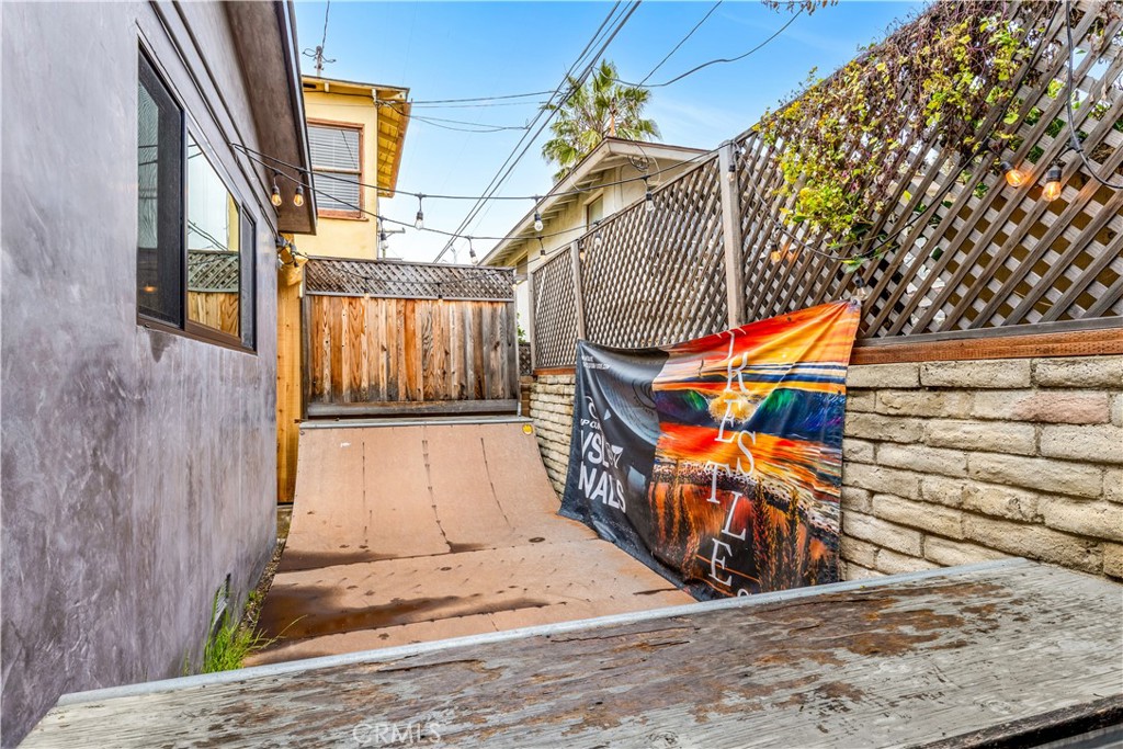 126 Avenida San Dimas San Clemente, CA 92672 - Photo 30 of 34 a view of entryway