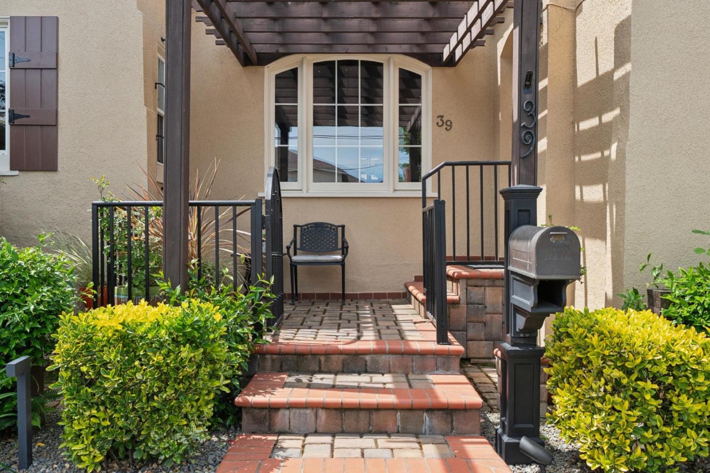 39 Humboldt Road Burlingame, CA 94010 - Photo 2 of 82
