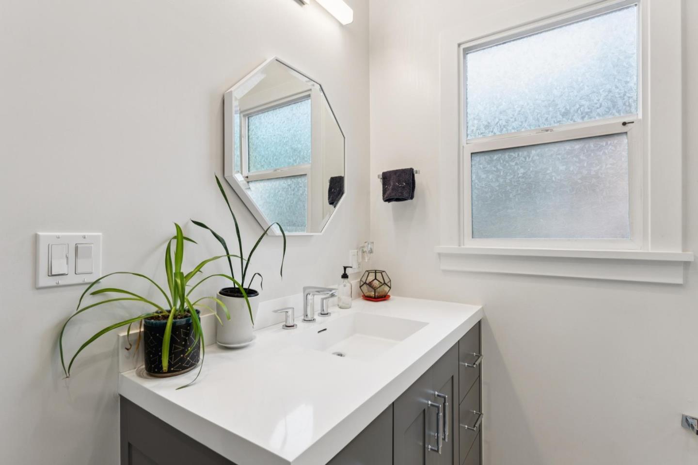 39 Humboldt Road Burlingame, CA 94010 - Photo 54 of 82