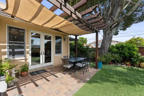 $2,650,000 | 39 Humboldt Road, Burlingame, CA 94010