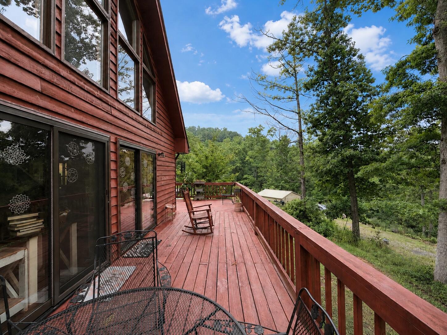 65 Cubbley Road Hot Springs, VA 24445 - Photo 10 of 73 BDFC78B1-227D-4547-80F4-C967C2565AED