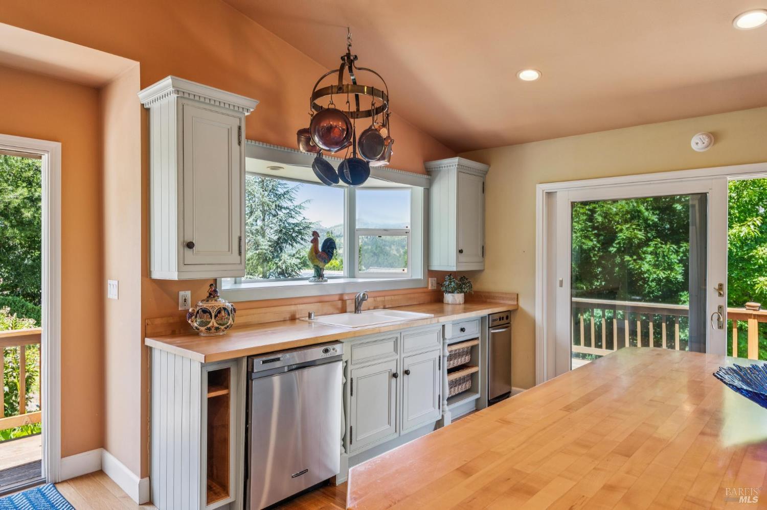425 Oak Point Place Santa Rosa, CA 95409 - Photo 26 of 59