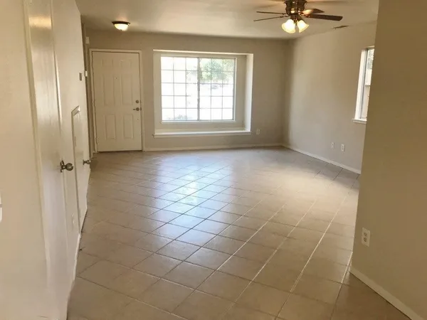 $539,900 | 4781 North Polk Avenue, Fresno, CA 93722