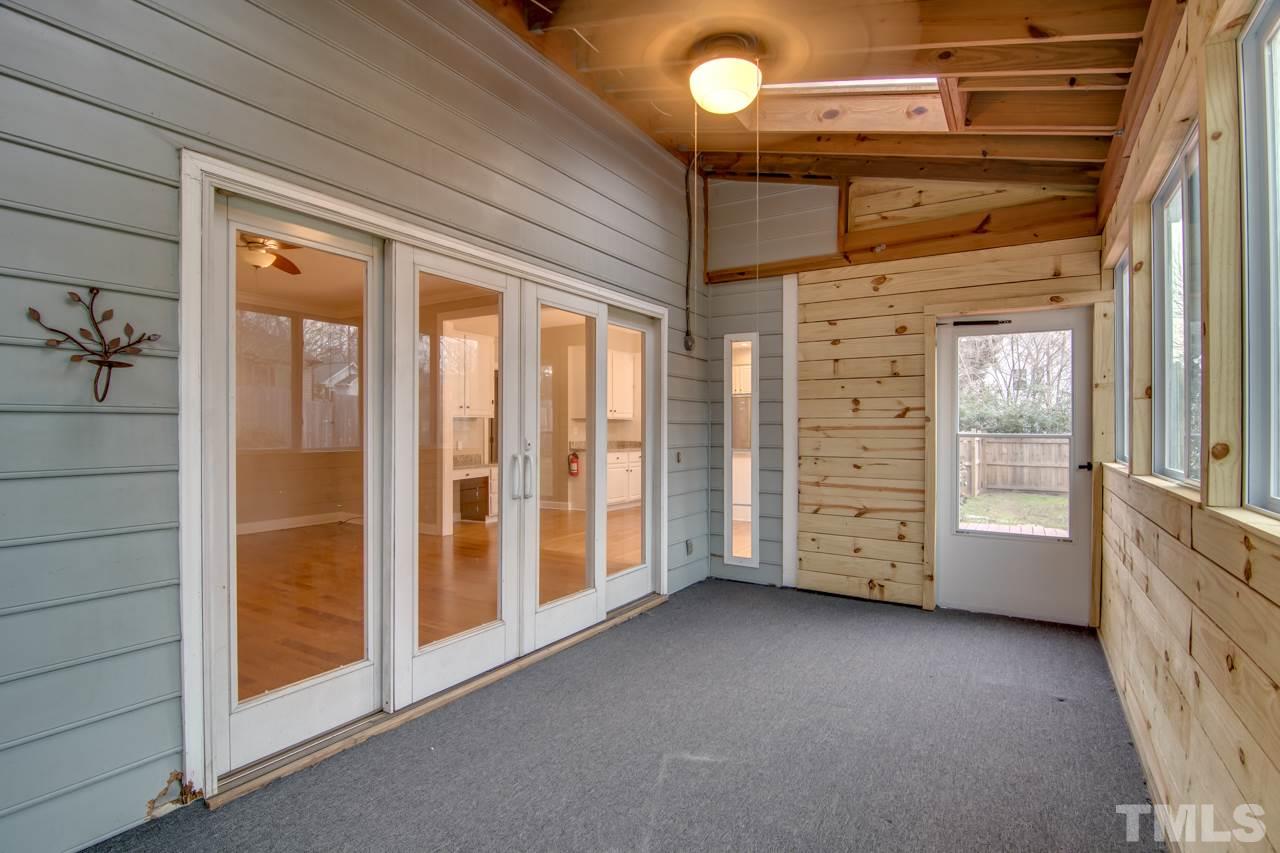 4 Sinclair Circle Durham, NC 27705 - Photo 8 of 30 Gallery Image 8