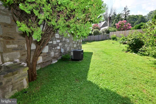 $630,000 | 446 Twickenham Road, Glenside, PA 19038