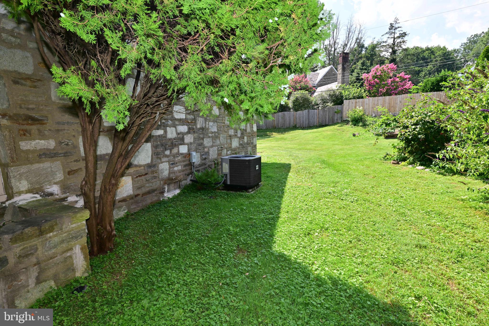 446 Twickenham Road Glenside, PA 19038 - Photo 7 of 38 Gallery Image 7