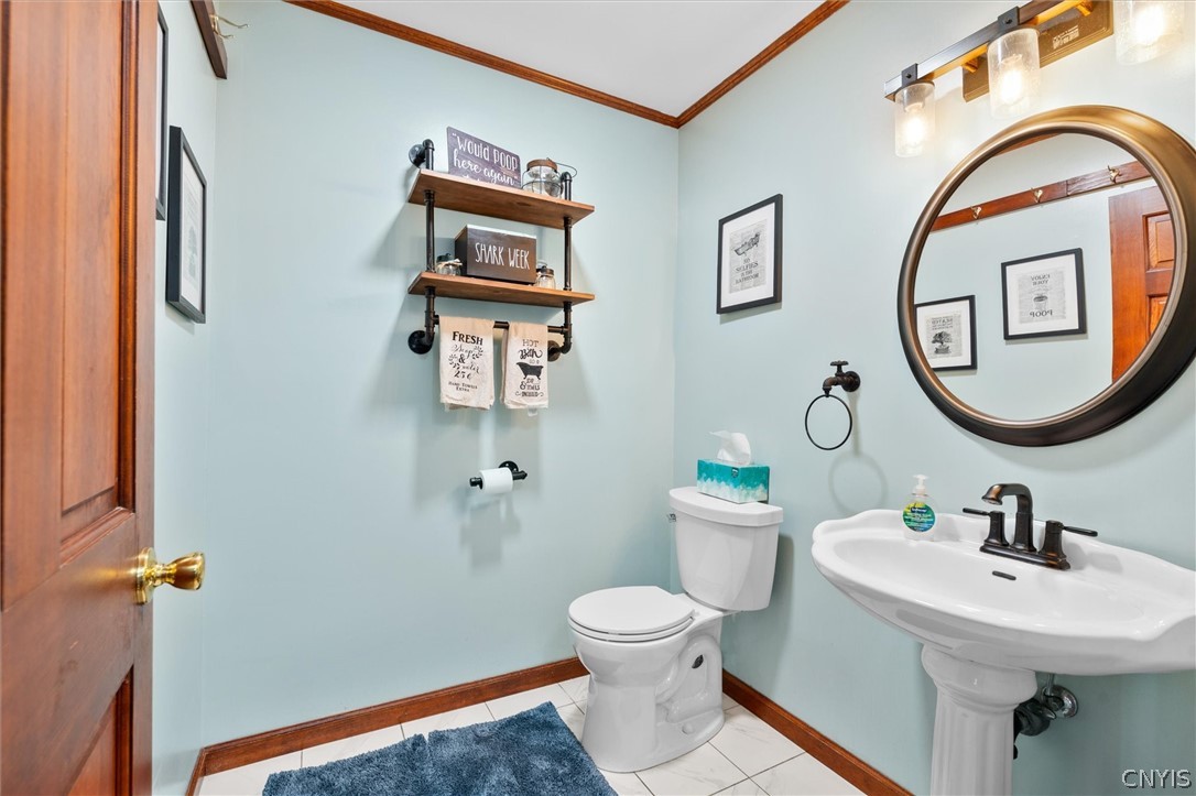 43 Lakeshore Road Oswego, NY 13126 - Photo 32 of 49