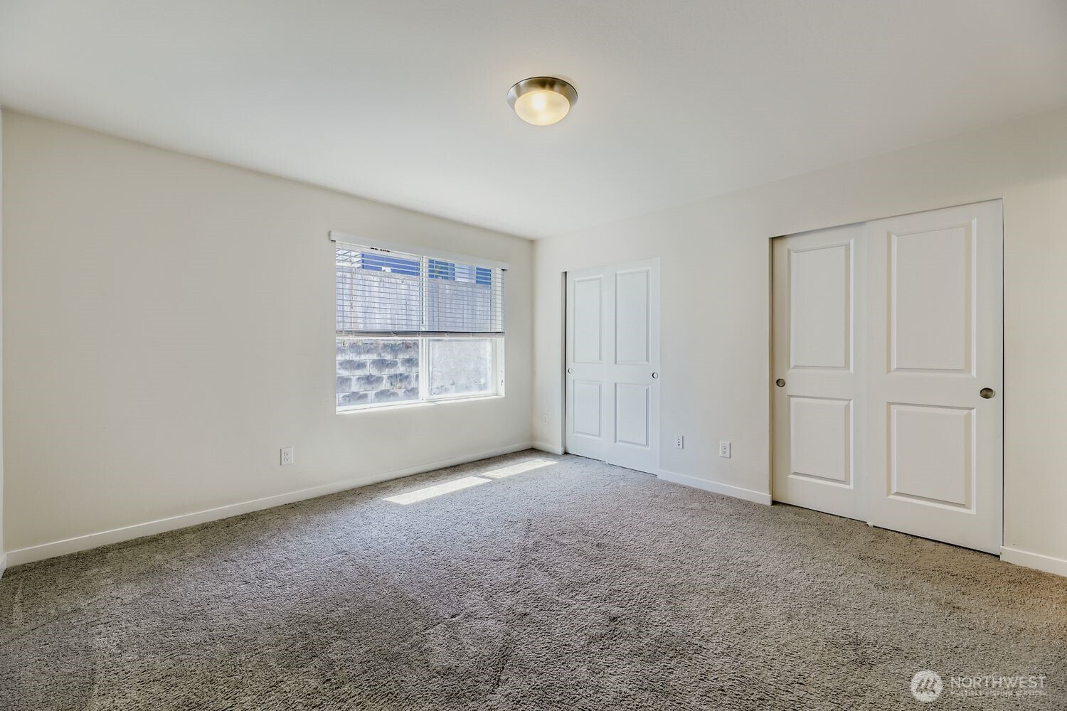 15720 Meadow Road, Unit A6 Lynnwood, WA 98087 - Photo 16 of 30