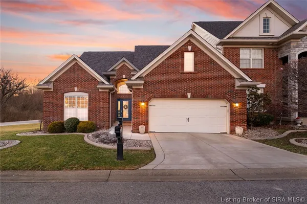 $549,000 | 512 Autumn Grove Circle, New Albany, IN 47150