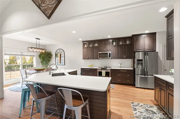 $549,000 | 512 Autumn Grove Circle, New Albany, IN 47150