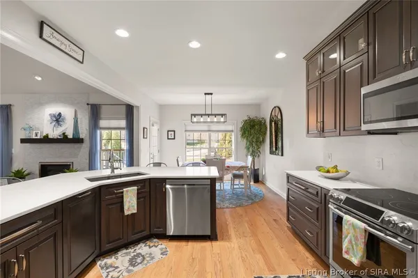 $549,000 | 512 Autumn Grove Circle, New Albany, IN 47150