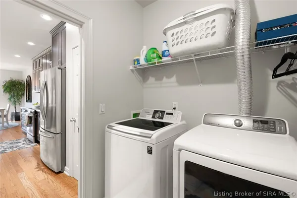 $549,000 | 512 Autumn Grove Circle, New Albany, IN 47150