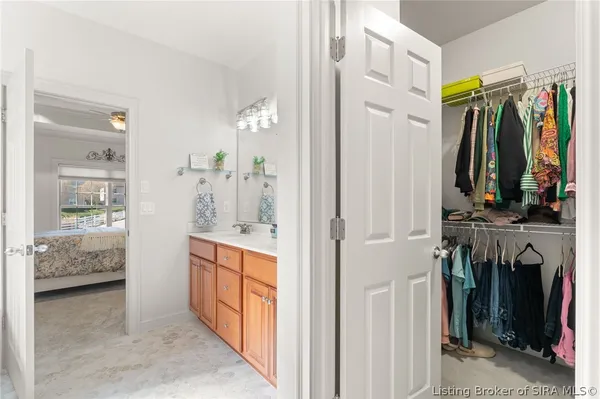 $549,000 | 512 Autumn Grove Circle, New Albany, IN 47150