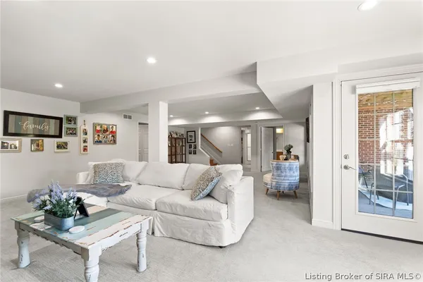 $549,000 | 512 Autumn Grove Circle, New Albany, IN 47150