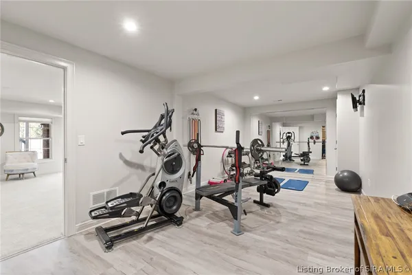 $549,000 | 512 Autumn Grove Circle, New Albany, IN 47150