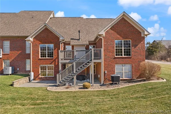 $549,000 | 512 Autumn Grove Circle, New Albany, IN 47150